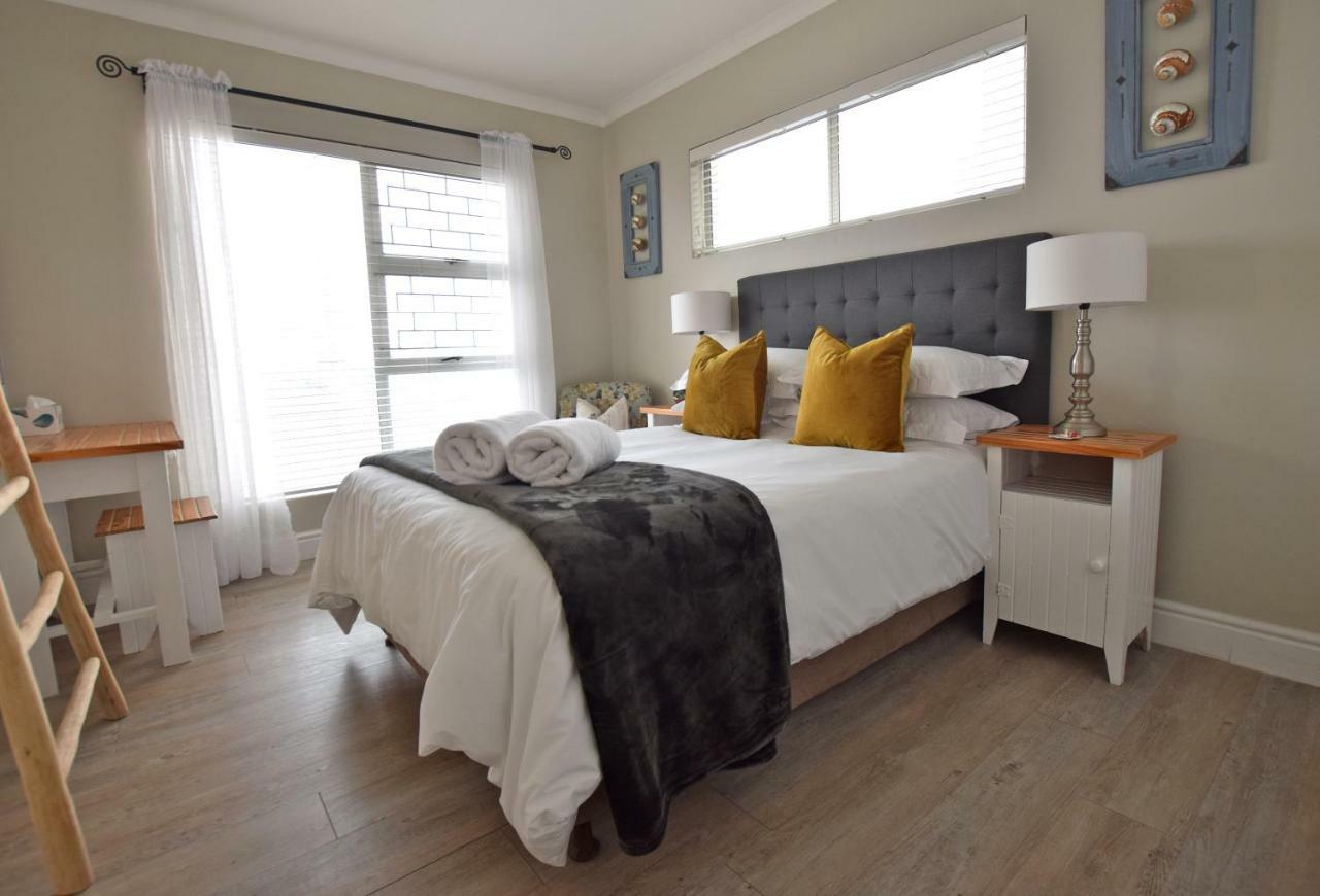 Apartment Dolphin House Hermanus Eksteriør billede