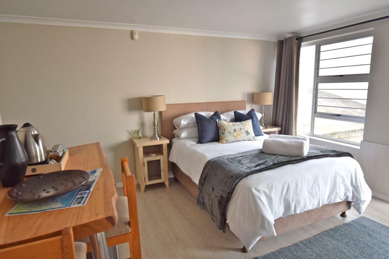 Apartment Dolphin House Hermanus Eksteriør billede